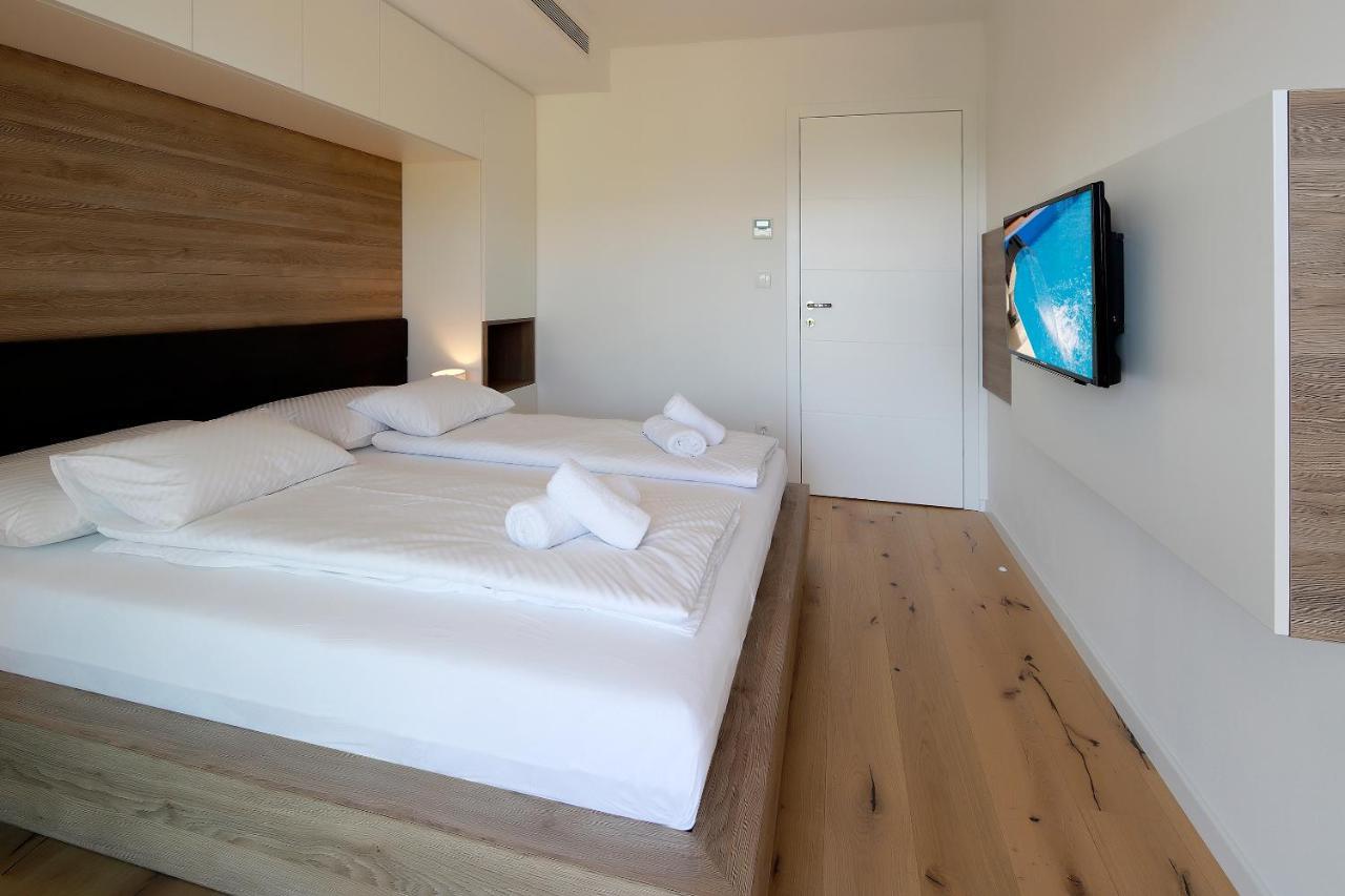 Modena Maris-Heated Pool-Grill-Relax-Jacuzzi Apartments Ičići Eksteriør bilde